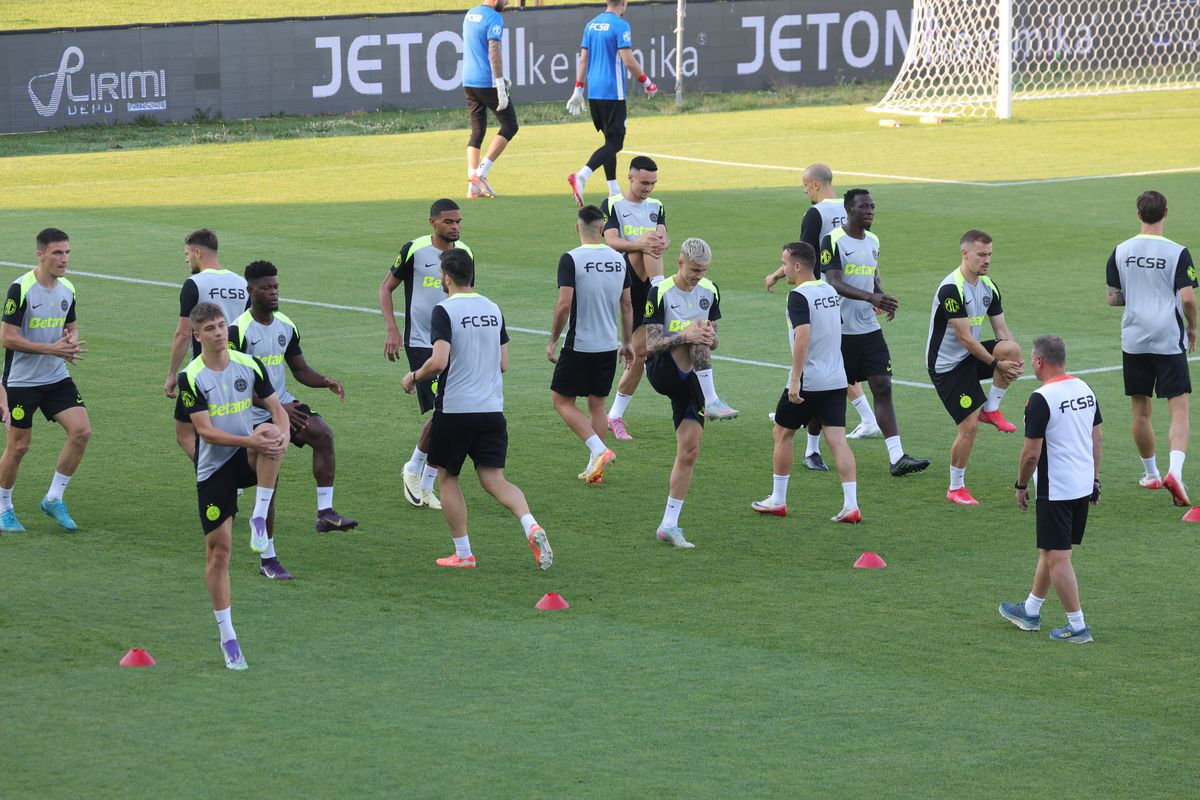 Antrenament FCSB la Priştina