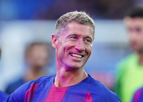 Robert Lewandowski a refuzat 100 de milioane de euro pe an // FOTO: Imago