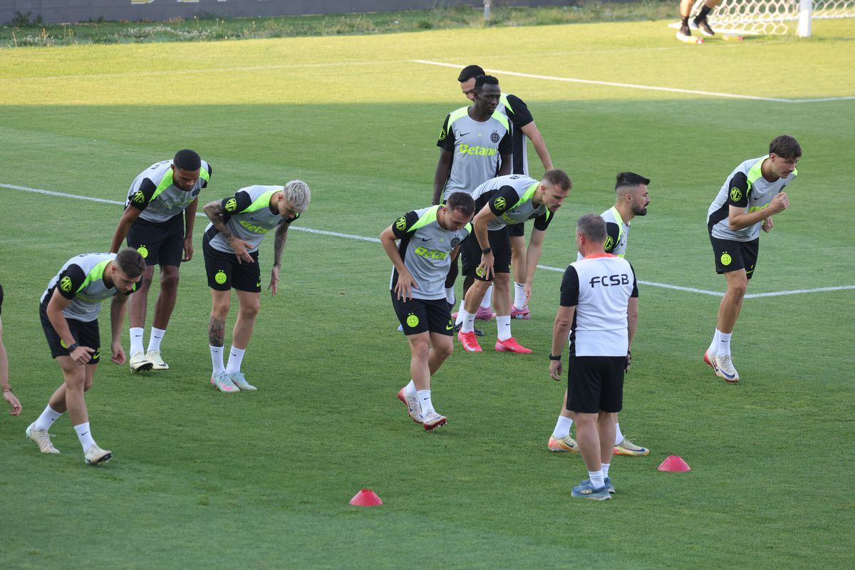 Antrenament FCSB la Priştina