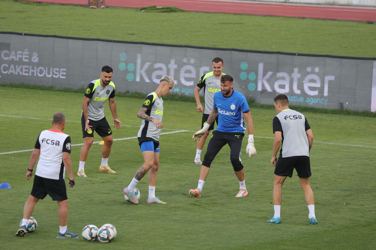 Antrenament FCSB la Priştina
