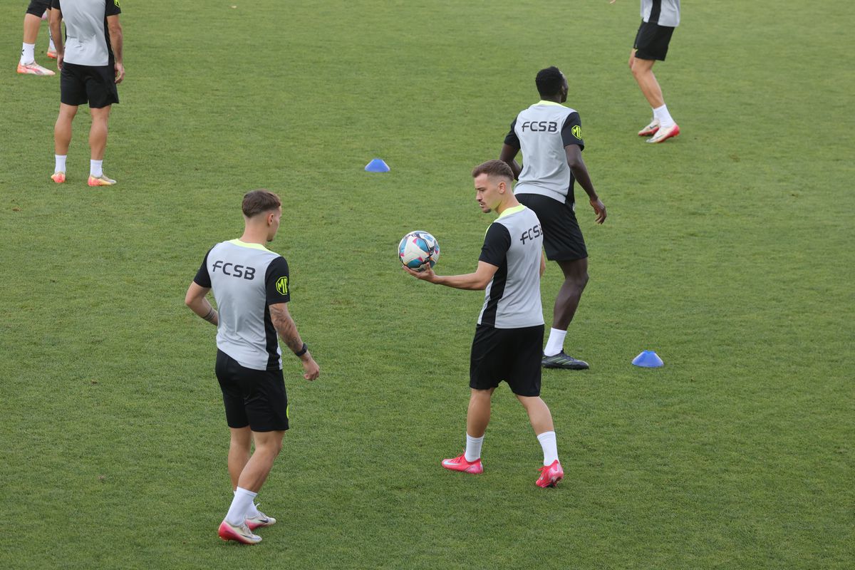 Antrenament FCSB la Priştina