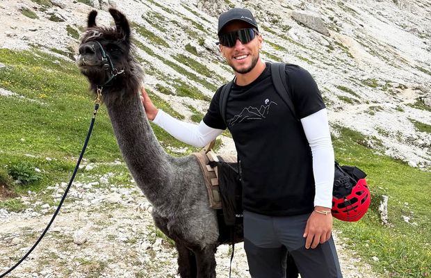 Dă din casă de la negocieri, după ce fotbalistul român a fost pus pe liber: „Au fost chiar generoși - bonusuri, salarii”