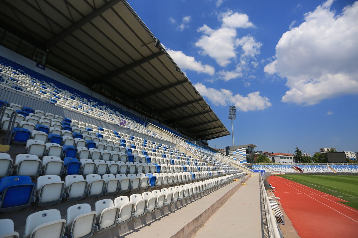 Stadionul Fadil Vokrri din Priştina