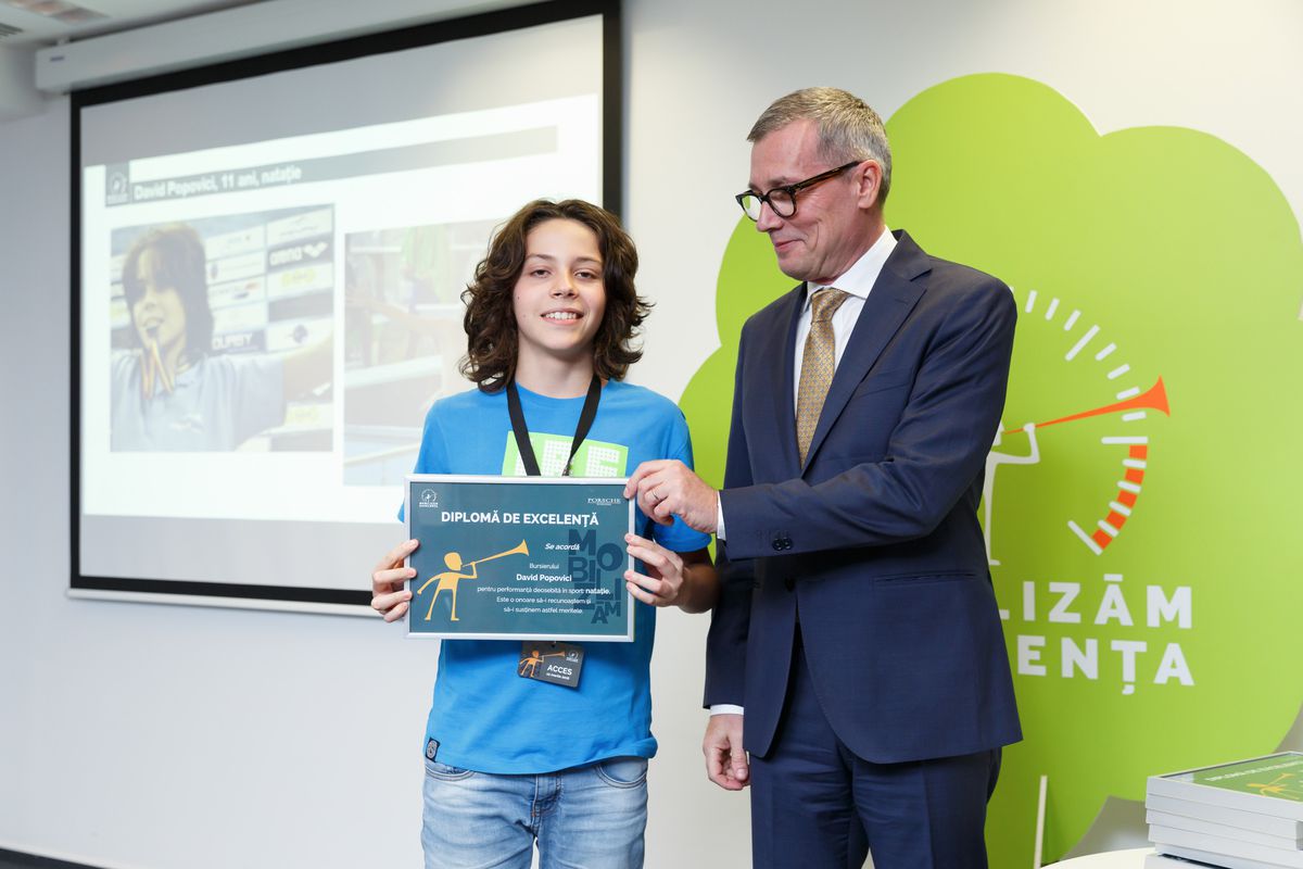 Porsche nu a rămas impasibil: David Popovici, numit astăzi ambasador al brandului » Ce presupune parteneriatul