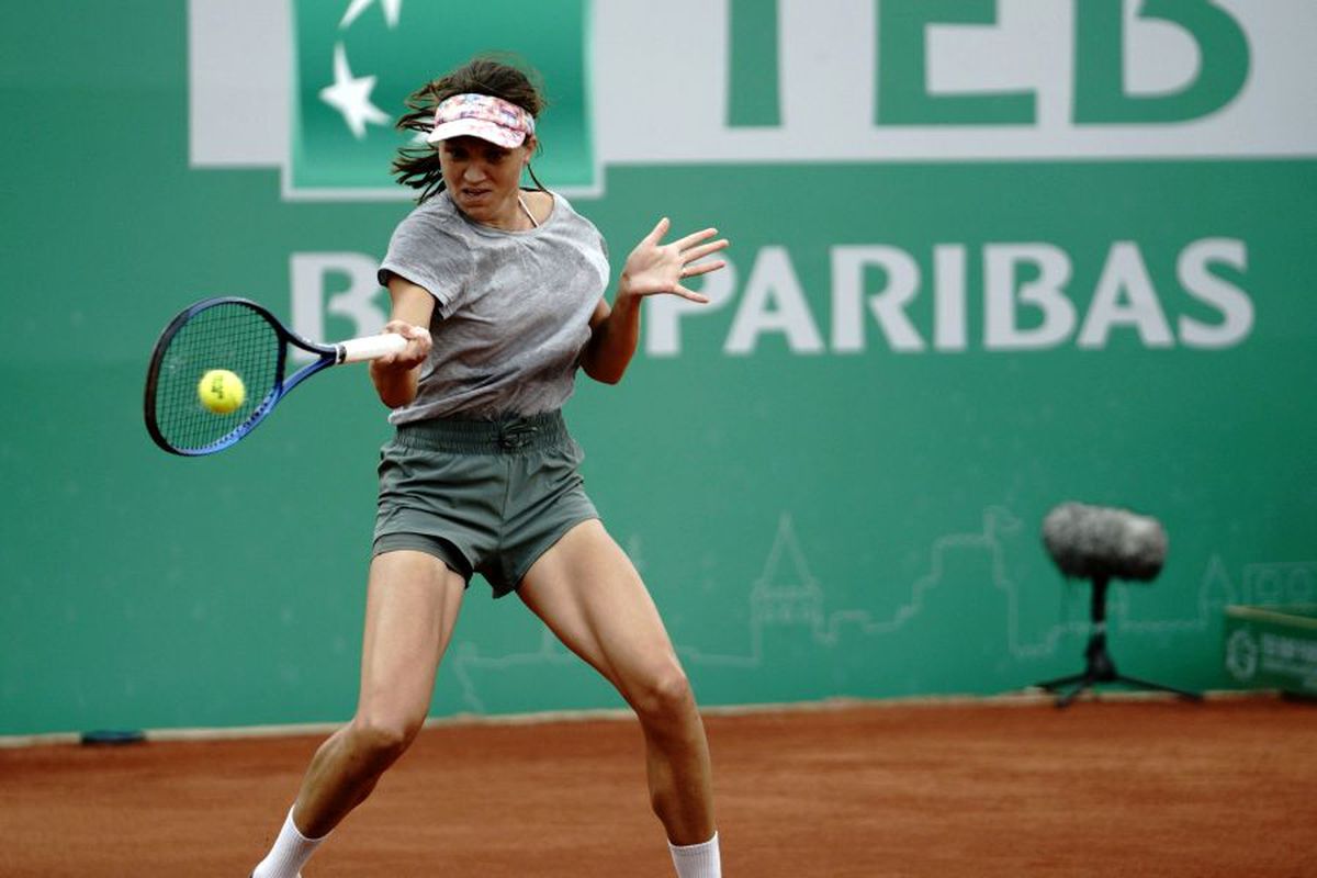 EUGENIE BOUCHARD - PATRICIA ȚIG 6-2, 1-6, 6-7 (4-7) » Patricia Țig câștigă primul trofeu al carierei!