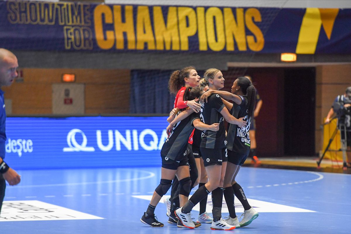 CSM BUCUREȘTI - METZ 31-26. „Tigroaicele” au început furtunos noul sezon din Liga Campionilor! Cristina Neagu, MVP