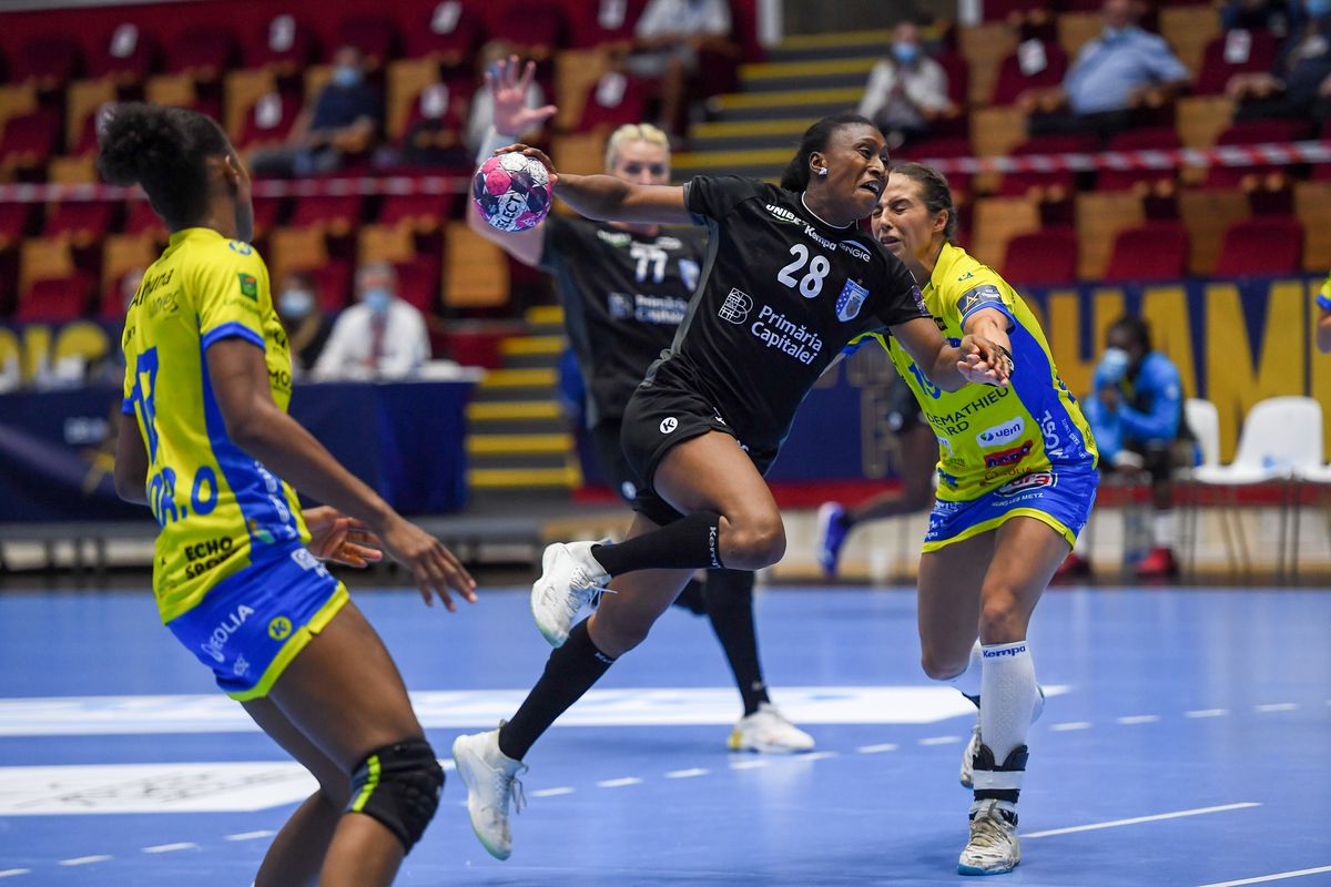 CSM BUCUREȘTI - METZ 31-26. „Tigroaicele” au început furtunos noul sezon din Liga Campionilor! Cristina Neagu, MVP