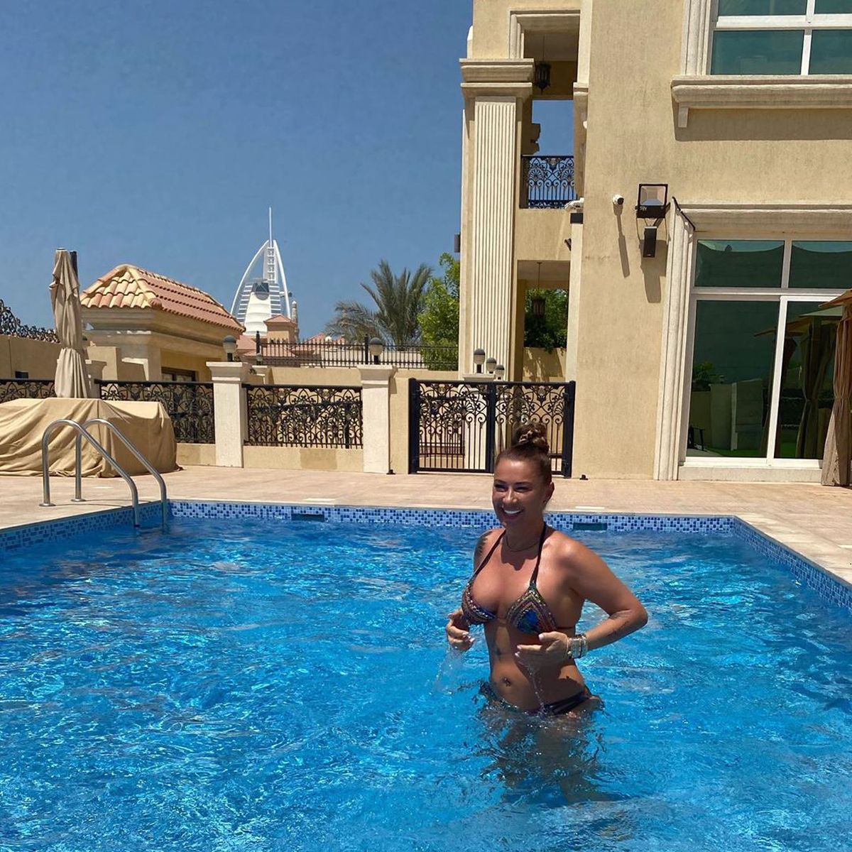 FOTO Anamaria Prodan s-a lăsat de fotbal? Apare în prim-plan doar cu imagini provocatoare pe Instagram: „Din faţă şi din spate, mereu perfectă!”