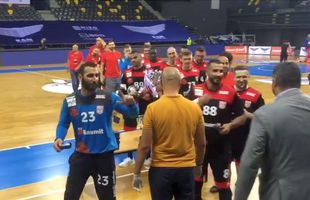 VIDEO Scene încinse în finala Cupei! Portarul lui Dinamo s-a dus gesticulând spre Dedu la premiere, iar camerele au surprins momentul