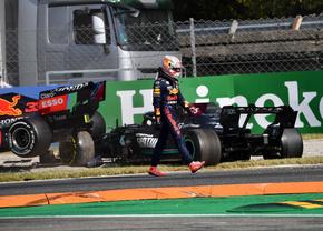 Max Verstappen, penalizat după ciocnirea cu Lewis Hamilton
