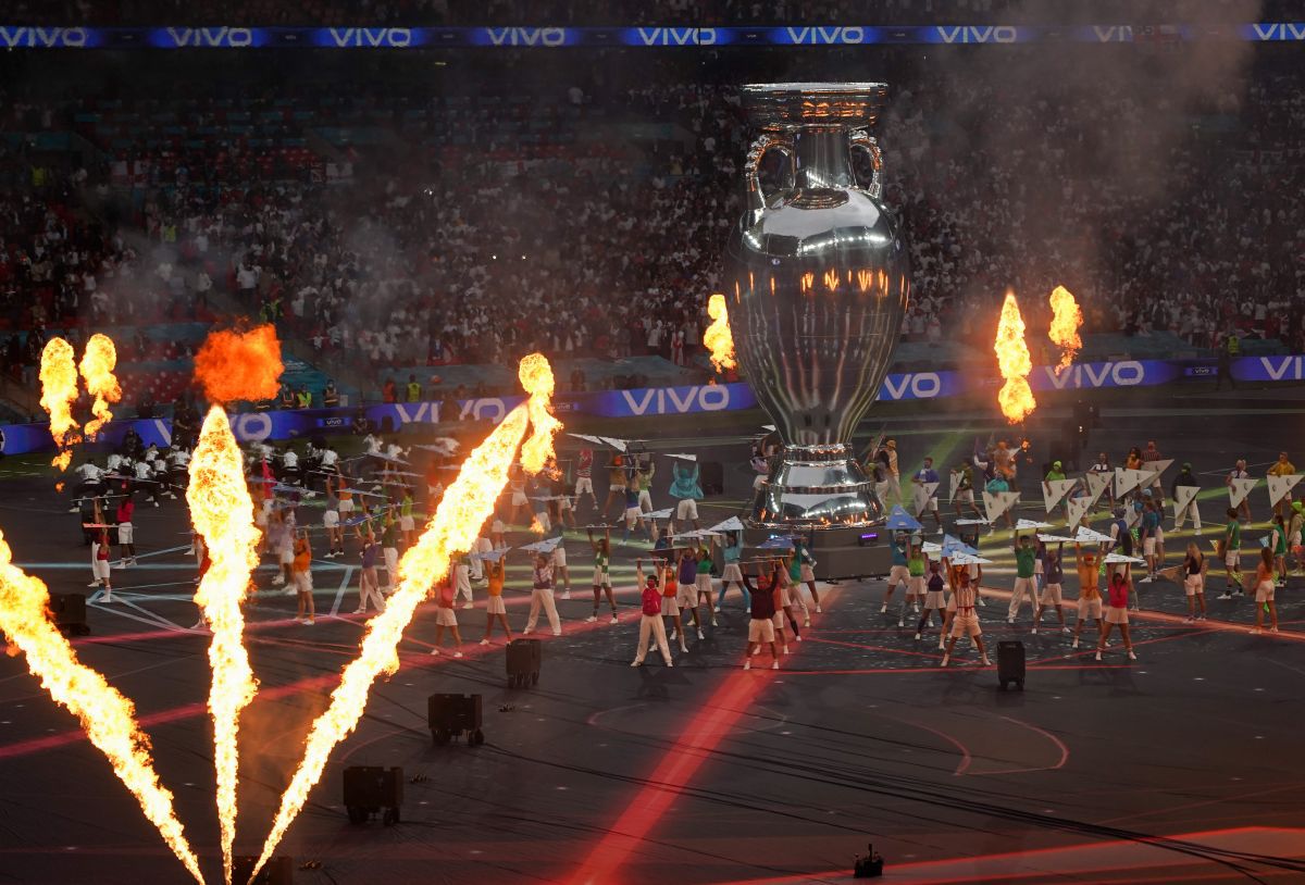 50 de fotografii dintr-o experiență senzațională! Cum e sa fii fotoreporter la EURO: 30 de zile, 19 meciuri, 18 echipe, 9 stadioane și o campioană