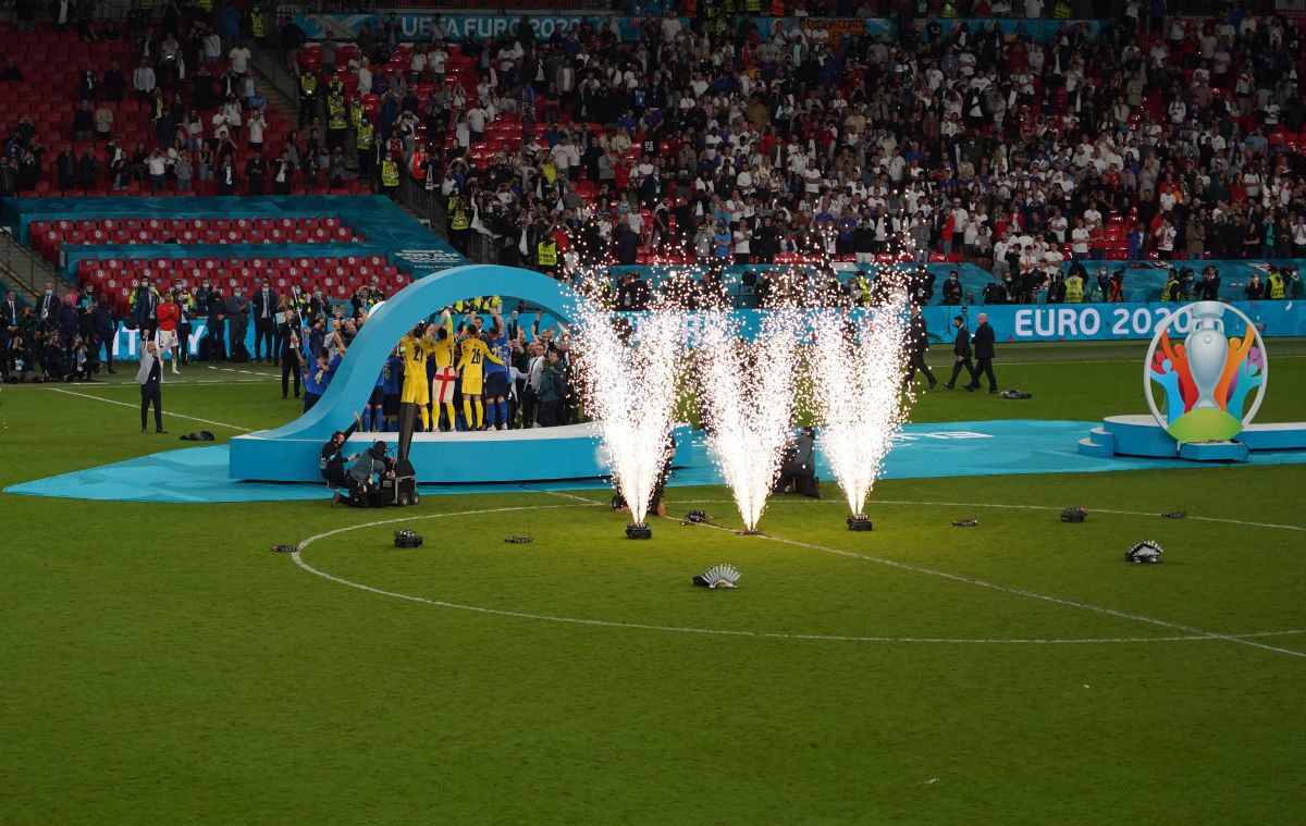 50 de fotografii dintr-o experiență senzațională! Cum e sa fii fotoreporter la EURO: 30 de zile, 19 meciuri, 18 echipe, 9 stadioane și o campioană