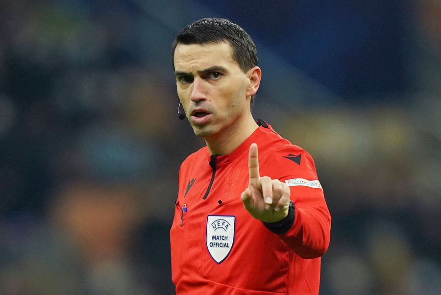 Ovidiu Hațegan Cât au încasat arbitrii în primele zece etape din SuperLigă » Trei „fluierași” au câștigat mai mult în acest sezon
