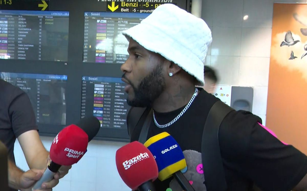 Supertransferul de la Rapid a ajuns în România! Prima reacție, direct din aeroport