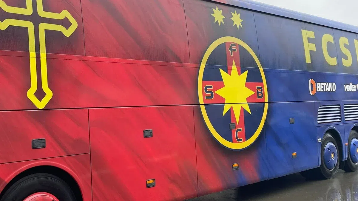 Noul autocar al lui Dinamo are numărul de înmatriculare al vechiului de la fcsb