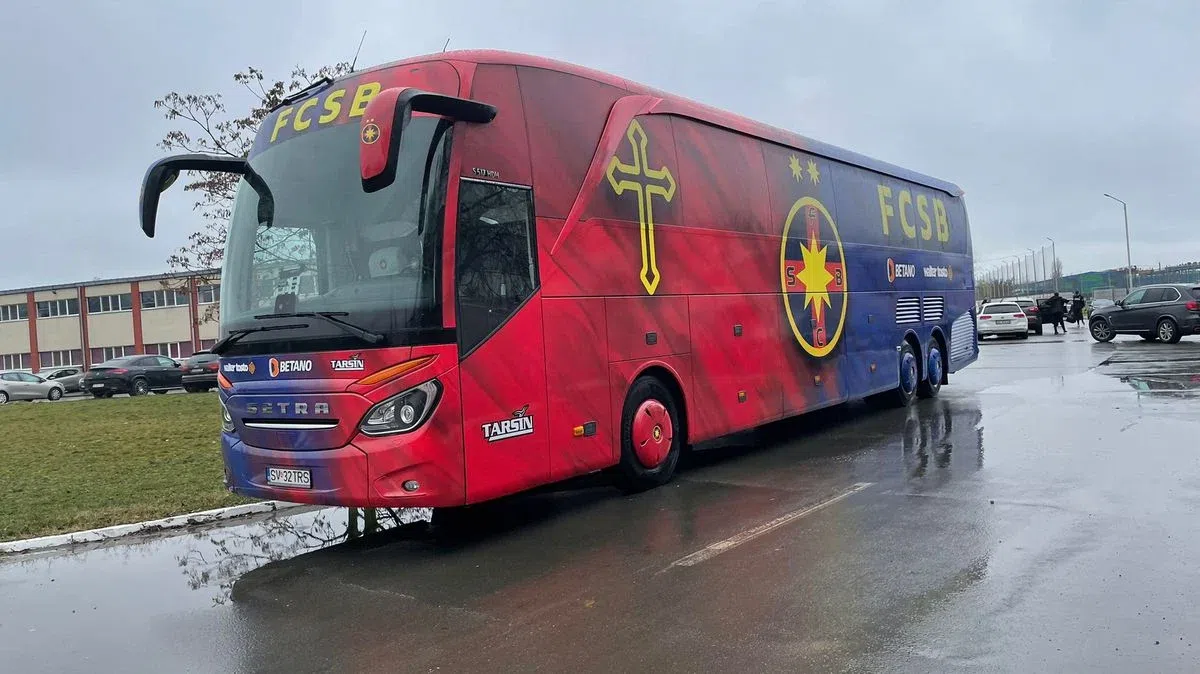 Noul autocar al lui Dinamo are numărul de înmatriculare al vechiului de la fcsb