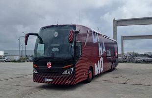 Suporterii au luat foc! Noul autocar al lui Dinamo ar fi fostul celor de la FCSB: „Chiar în halul ăsta îți bați joc de noi?”