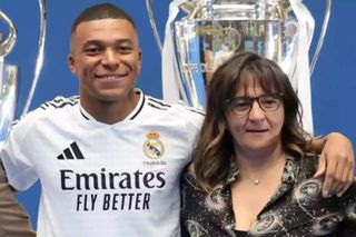 Mama lui Mbappe câștigă mai mult decât 8 jucători ai lui Real Madrid » Ce salariu îi plătește golgheterul francez!