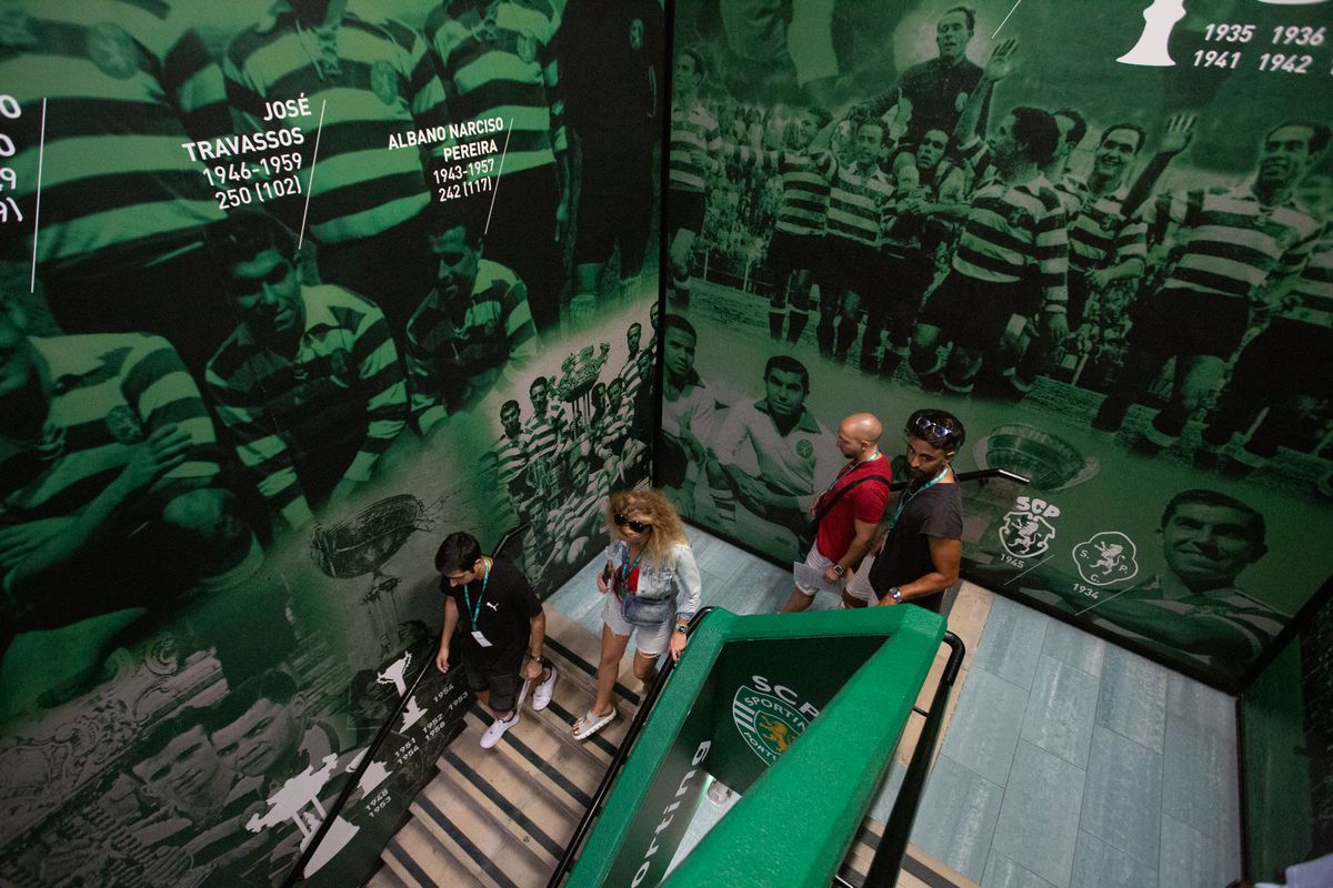 Imagini de la stadionul José Alvalade din Lisabona