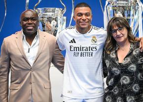 Kylian Mbappe, criticat dur că se ține de fusta mamei: „La 22 de ani, trebuie să știi să folosești cardul de credit și să ai carnet!”