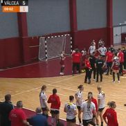 Aissatou Kouyate, accidentare în Rapid - Vâlcea / FOTO: Captură @Pro Arena