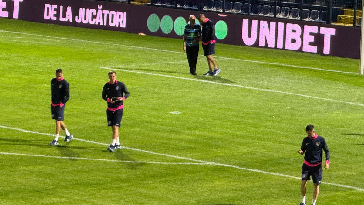 Imagini înainte de Metaloglobus - CFR Cluj