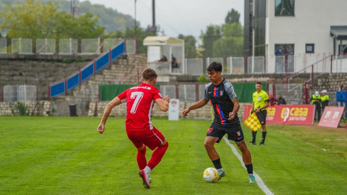 Fluier final în etapa #6 din Liga 2: Schimbare de lider! Dezlănțuire în Olimpia Satu Mare - Corvinul » Rezultatele rundei și clasamentul