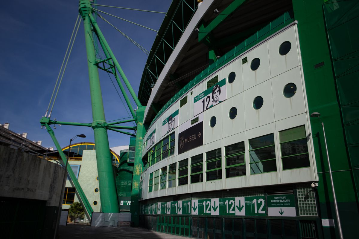 Imagini de la stadionul José Alvalade din Lisabona