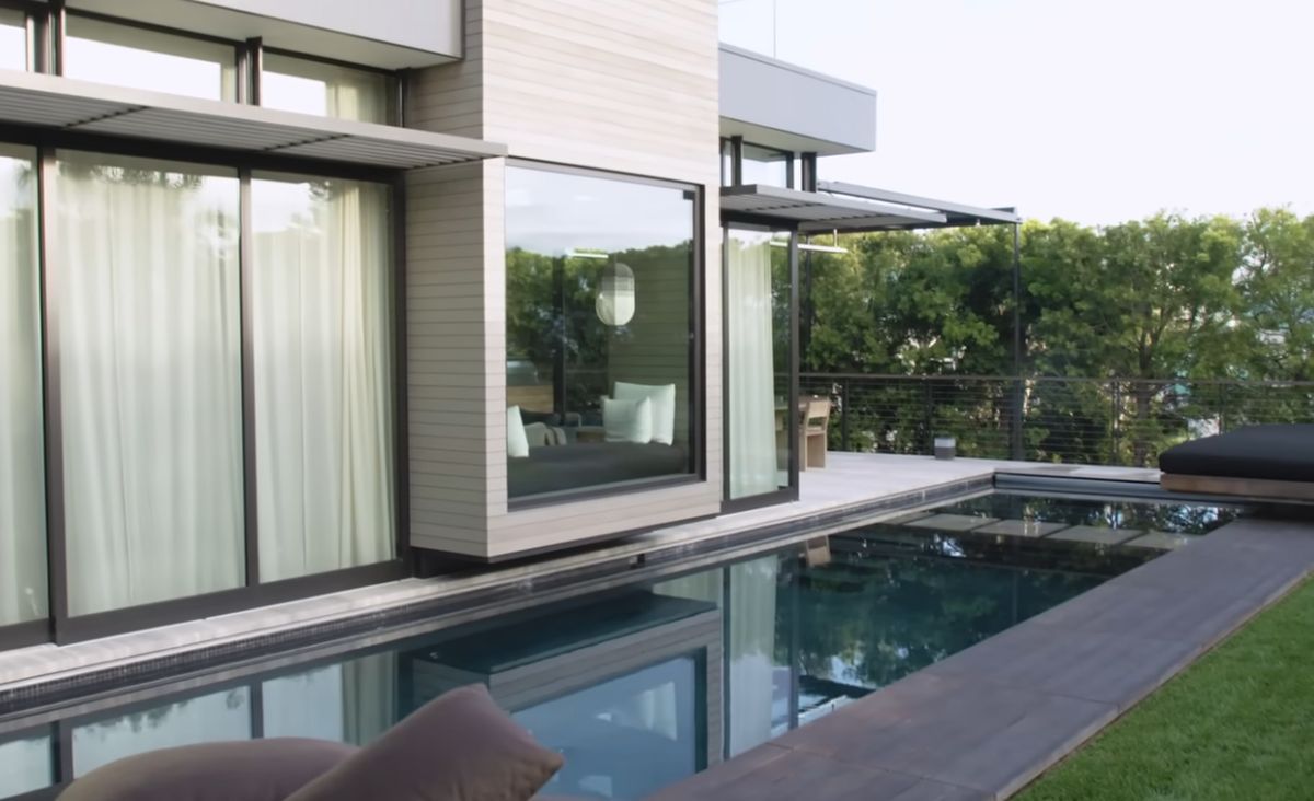 Imagini excepționale cu vila cumpărată de Luka Doncic de la Maria Sharapova