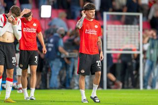 Dennis Man, ignorat de antrenorul lui PSV. Ce s-a întâmplat la thriller-ul cu 8 goluri din Olanda