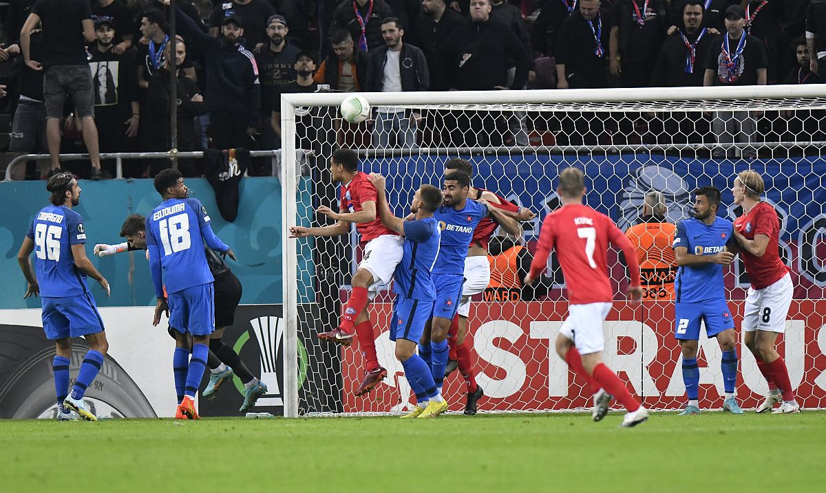 Titularul lui Silkeborg, pus în „dificultate” după 10-0 la general cu FCSB: „De când n-am mai câștigat așa clar? Cred că de la 12 ani” + „Parcă n-au mai jucat de la 3-0”