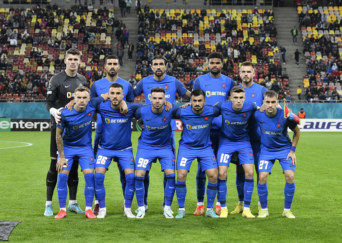 0-10 la general! FCSB, „dublă” la RUȘINI ISTORICE: a luat 5 de la Silkeborg și pe iarbă, și cu titularii! Imaginile dezastrului de pe Arena Națională