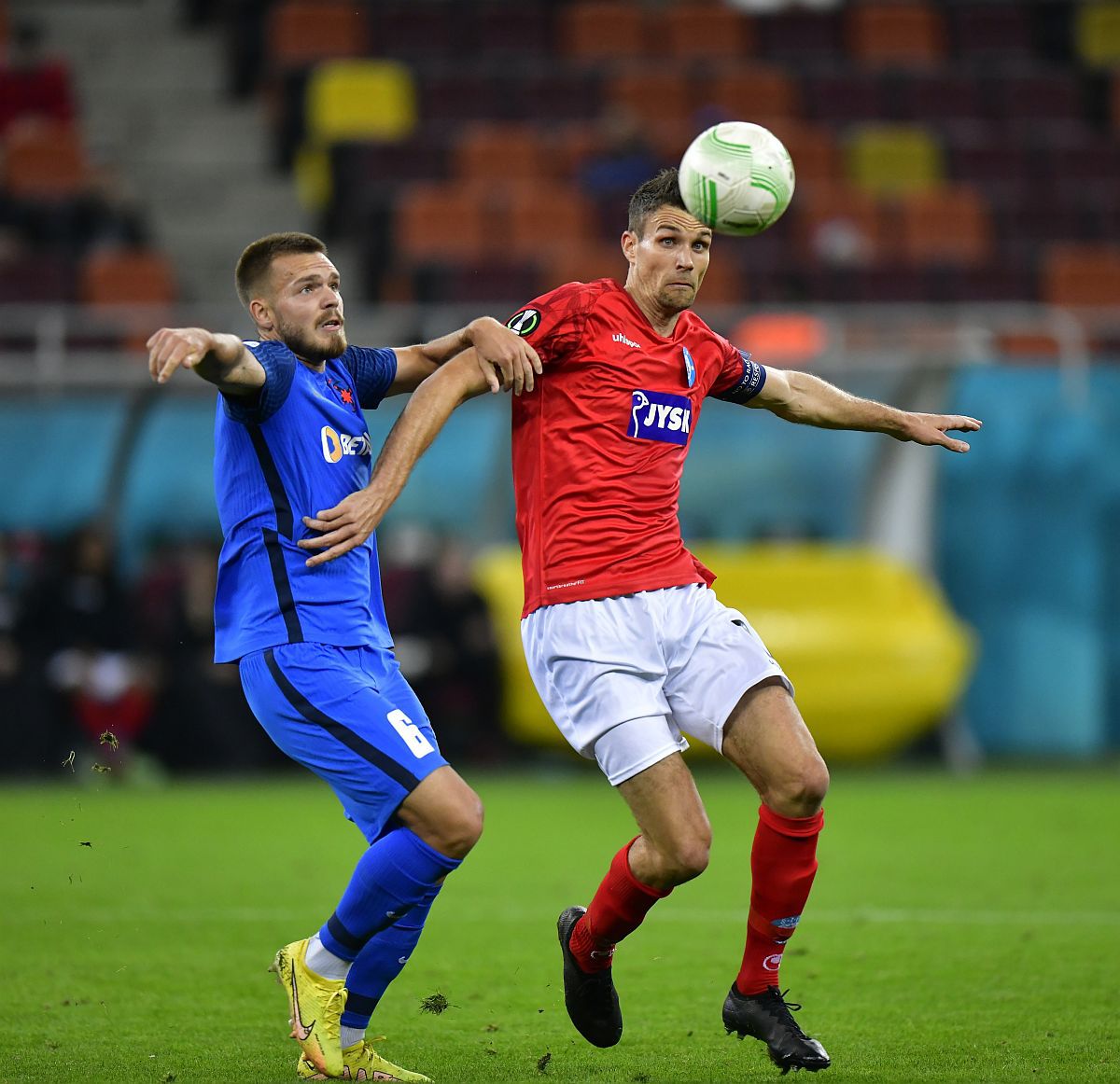 0-10 la general! FCSB, „dublă” la RUȘINI ISTORICE: a luat 5 de la Silkeborg și pe iarbă, și cu titularii! Imaginile dezastrului de pe Arena Națională