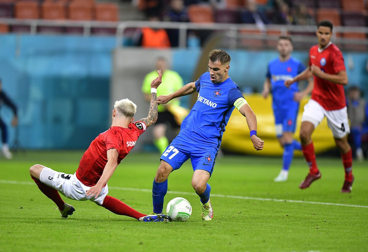 Titularul lui Silkeborg, pus în „dificultate” după 10-0 la general cu FCSB: „De când n-am mai câștigat așa clar? Cred că de la 12 ani” + „Parcă n-au mai jucat de la 3-0”