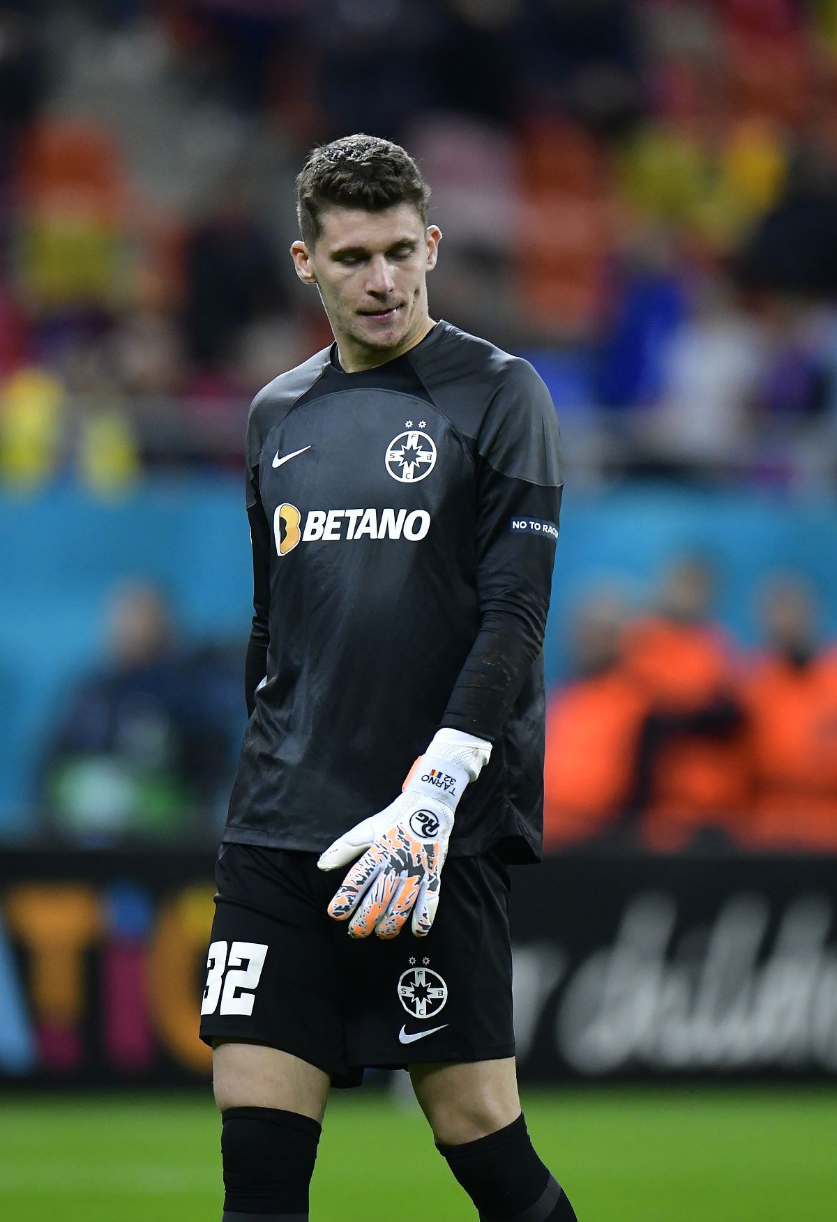 Titularul lui Silkeborg, pus în „dificultate” după 10-0 la general cu FCSB: „De când n-am mai câștigat așa clar? Cred că de la 12 ani” + „Parcă n-au mai jucat de la 3-0”