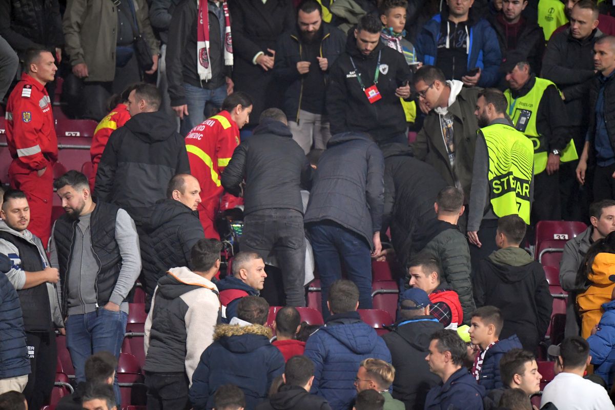 Scandări rasiste la CFR Cluj - Slavia Praga