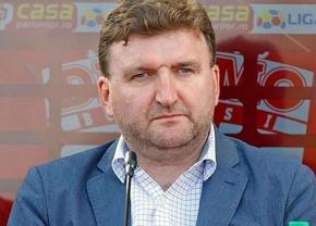 „Șerdean blochează tot” » Culisele dinaintea zilei decisive de la Dinamo: noul plan îl scoate total din schemă! Reacția acționarului majoritar și răspunsul lui Zăvăleanu