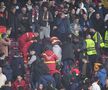 Imagini care vă pot afecta emoțional » CFR Cluj - Slavia, întrerupt 15 minute, după ce unui spectator i s-a făcut rău