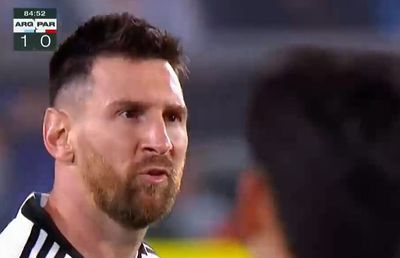 Lionel Messi, scuipat de un fost jucător al Barcelonei! „Nici măcar nu știu cine este. Nu-i dau importanță, ar deveni cunoscut”