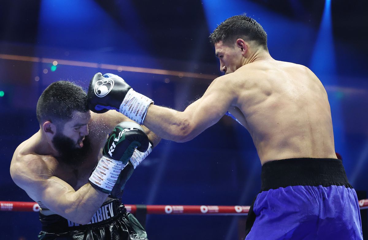 BESTIE! Artur Beterbiev l-a doborât pe Dmitry Bivol și a devenit primul campion absolut la semigrea, în 25 de ani! Controversă la final în meciul anului: „E dezgustător ce ați făcut!”