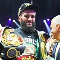 Artur Beterbiev (39 de ani) a devenit campionul absolut la box, categorie semigrea, foto: Guliver/gettyimages