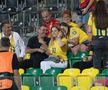 Gheorghe Hagi a stat în tribuna din faţa lojei în care se aflau oficialii FRF FOTO: Ionuţ Iordache (GSP)