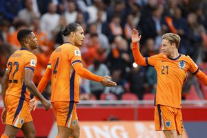 Marco van Basten l-a criticat pe starul naționalei: „M-a dezamăgit, fotbal de poștaș”