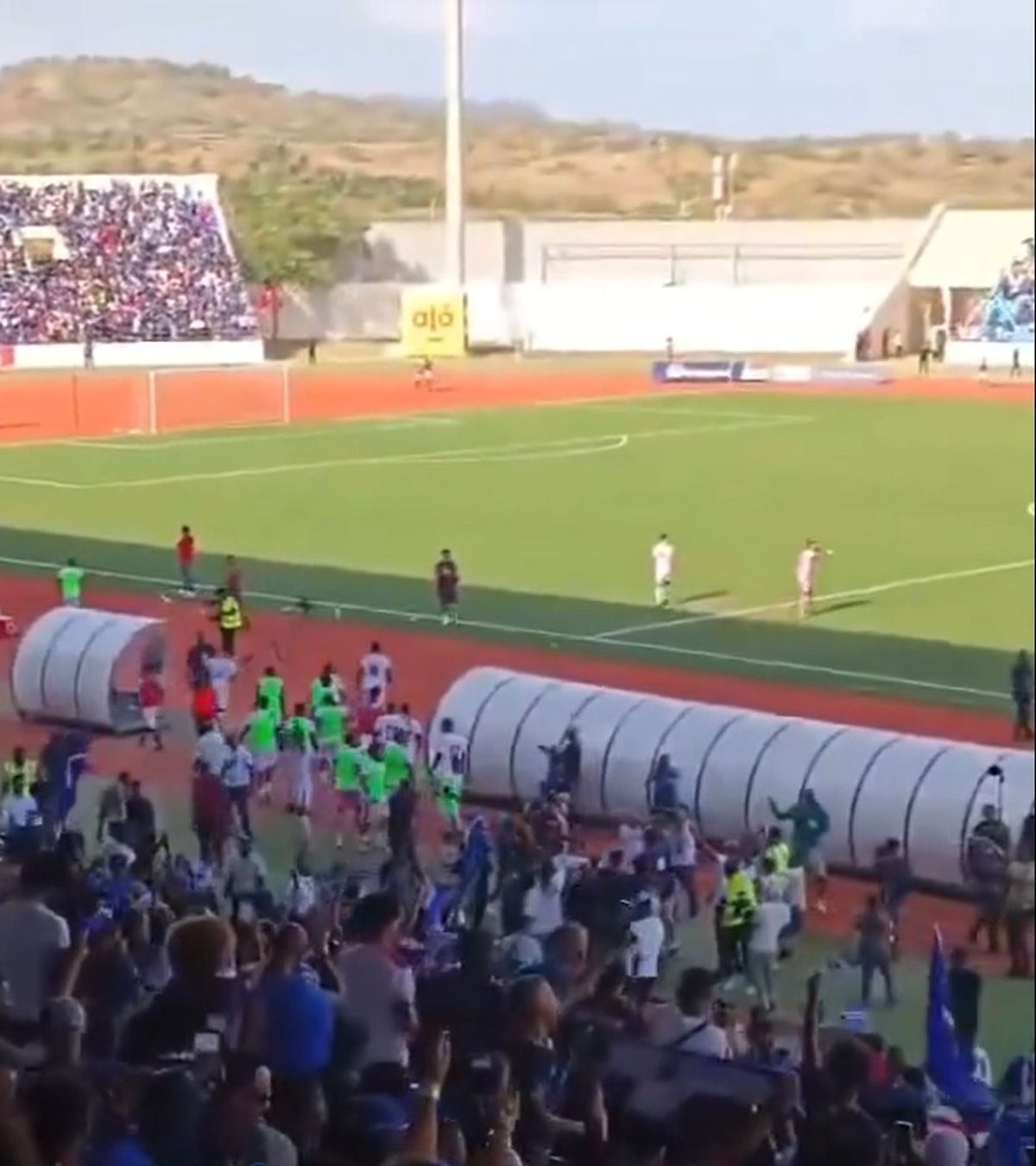 FABULOS! Țara cât două sectoare din București s-a calificat în premieră la Mondial » Jucătorul din Superliga a fost titular