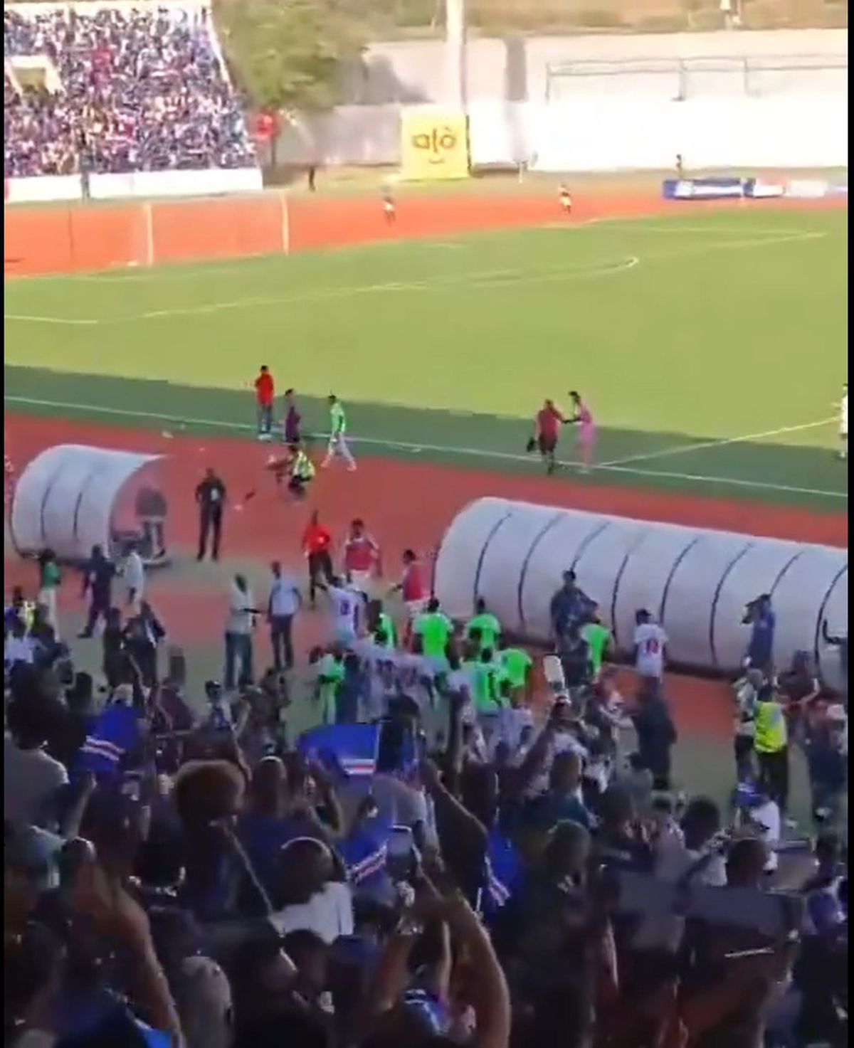 FABULOS! Țara cât două sectoare din București s-a calificat în premieră la Mondial » Jucătorul din Superliga a fost titular