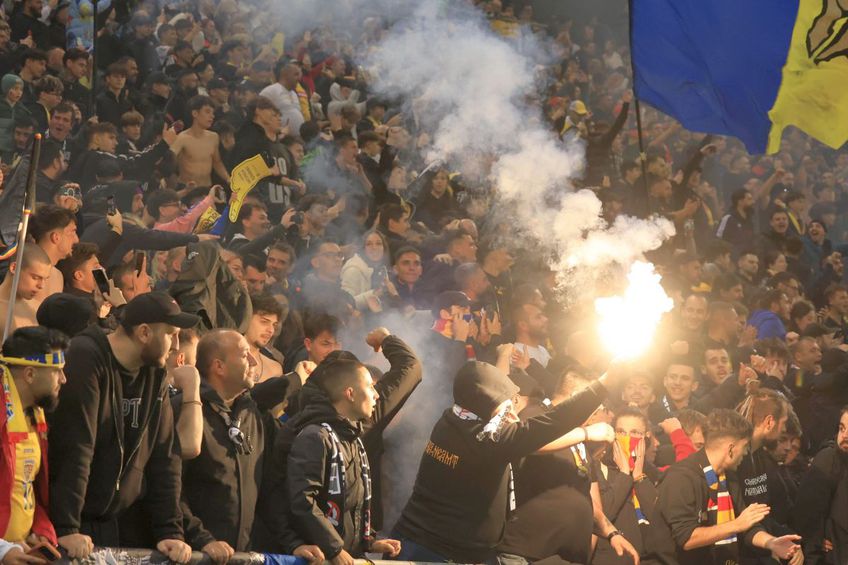 Suporterii echipei naționale la meciul cu Austria. FOTO: GSP.ro