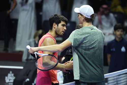 Jannik Sinner și Carlos Alcaraz s-au întâlnit în finala Six Kings Slam 2024/Foto: Getty Images