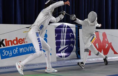 Spadasinii Ștefan Popa și Johanna Kurtinecz, aur și argint la Napoli, în Circuitul European de cadeți