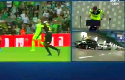VIDEO VAR-ul s-a făcut de râs! Ce a putut să apară pe ecrane când arbitrul a mers să verifice un penalty :)
