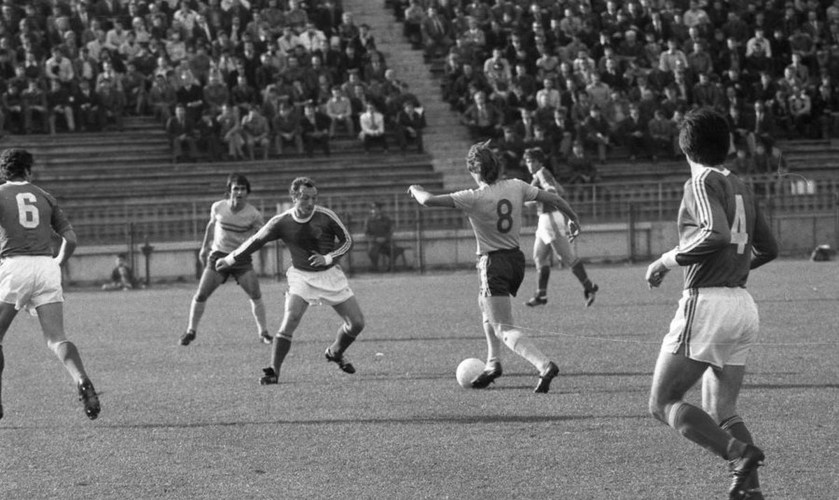 RETRO GSP. 43 de ani de la România - Iugoslavia 4-6, cel mai suspect meci din istoria naționalei: „O fi fost blat, nu pot băga mâna-n foc. Dar Piști a făcut echipa muci!”